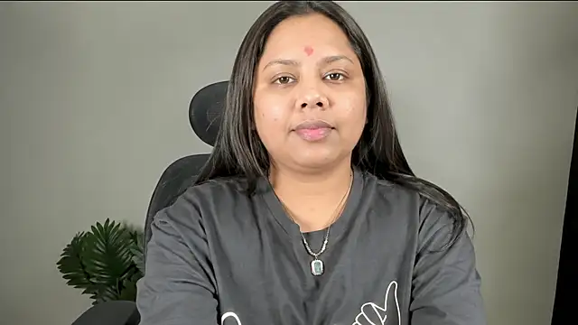 Snapshot of mohini_live chatting on July 17, 7:37 am mohini live online show from July 17, 7:37 am