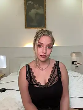 Snapshot of Eva_Lucifer chatting on July 18, 1:59 pm Eva Lucifer online show from July 18, 1:59 pm