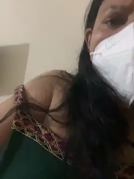 Snapshot of busty_lady_preeti chatting on July 19, 5:27 pm busty lady preeti online show from July 19, 5:27 pm