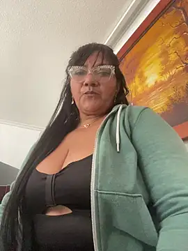 VanneX X online show from July 24, 7:12 pm