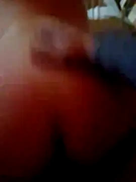 Snapshot of dulceparejahot chatting on July 19, 3:21 am dulceparejahot online show from July 19, 3:21 am
