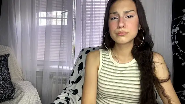 CarylOros online show from July 23, 3:10 pm