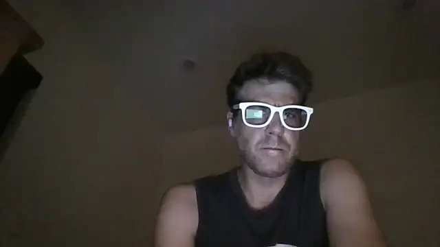 Snapshot of JohnnyABottom chatting on July 21, 7:00 am JohnnyABottom online show from July 21, 7:00 am