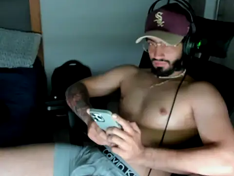 Thiagox2002 online show from July 23, 1:58 am