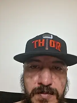 Snapshot of Alpha_wolf35 chatting on July 21, 4:59 am Alpha wolf35 online show from July 21, 4:59 am
