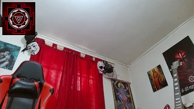 Amanda Valeska online show from April 18, 5:06 pm