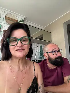Snapshot of casalemfoco chatting on August 4, 9:56 am casalemfoco online show from August 4, 9:56 am