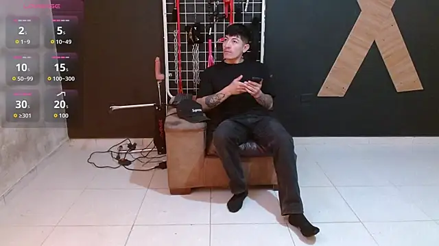 Snapshot of Melany_bdsm chatting on July 28, 12:48 pm Melany bdsm online show from July 28, 12:48 pm