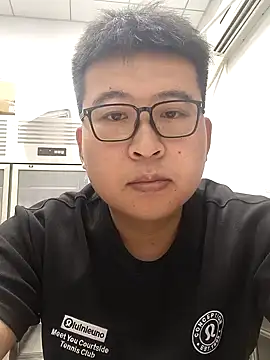 Snapshot of Qiqimowang chatting on July 23, 10:35 am Qiqimowang online show from July 23, 10:35 am