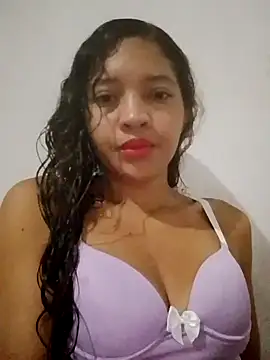 Snapshot of cute_larissa_xx chatting on July 26, 3:36 am cute larissa xx online show from July 26, 3:36 am
