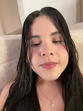 Snapshot of IvyValentine chatting on July 6, 8:11 pm IvyValentine online show from July 6, 8:11 pm