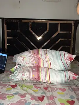 Snapshot of Gerli_yasmith chatting on July 25, 9:01 pm Gerli yasmith online show from July 25, 9:01 pm