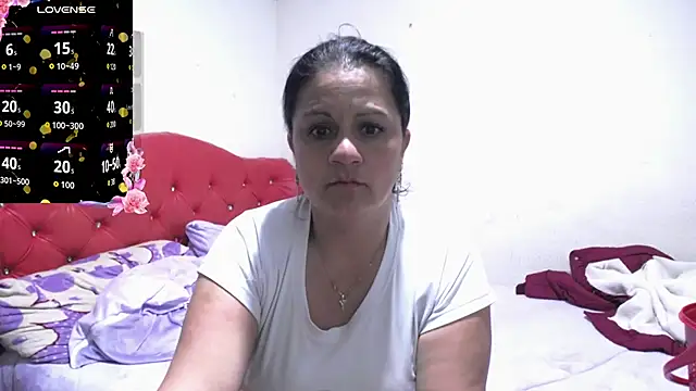 Snapshot of sexy_jhoan88 chatting on April 26, 10:40 pm sexy jhoan88 online show from April 26, 10:40 pm