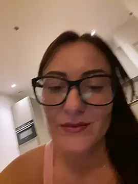 Snapshot of cutekittie123456 chatting on August 1, 8:41 pm cutekittie123456 online show from August 1, 8:41 pm
