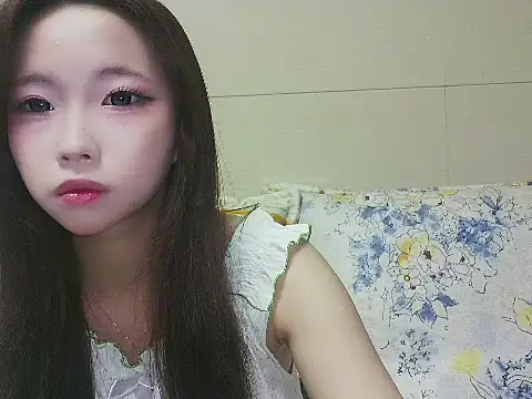 Snapshot of nana-118 chatting on July 28, 1:54 pm nana-118 online show from July 28, 1:54 pm