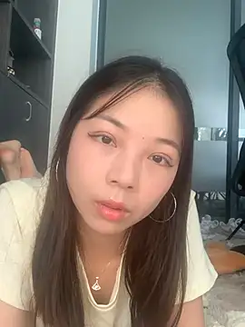 Snapshot of xylia_S chatting on August 1, 2:44 am xylia S online show from August 1, 2:44 am