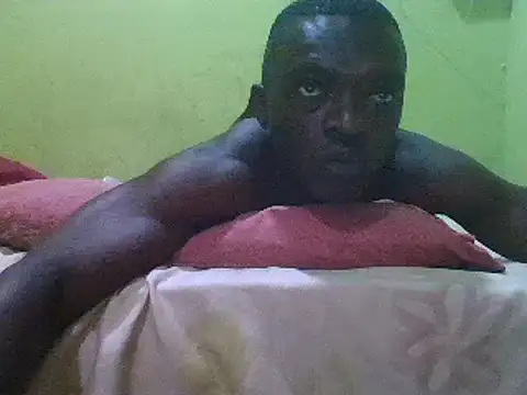 Snapshot of blakkvirus chatting on December 21, 2:41 am blakkvirus online show from December 21, 2:41 am