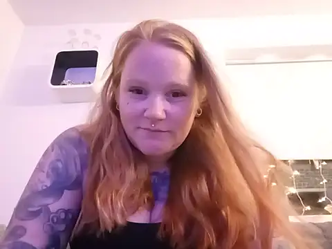 TinkTink87 online show from August 4, 8:44 pm