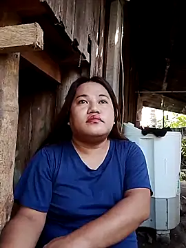 Snapshot of Andrea0414 chatting on February 20, 12:41 am Andrea0414 online show from February 20, 12:41 am