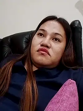 Snapshot of Andrea0414 chatting on March 15, 4:35 am Andrea0414 online show from March 15, 4:35 am