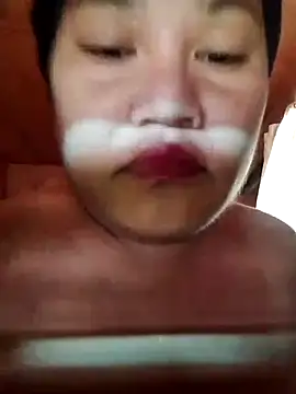 Snapshot of Andrea0414 chatting on March 18, 1:32 am Andrea0414 online show from March 18, 1:32 am