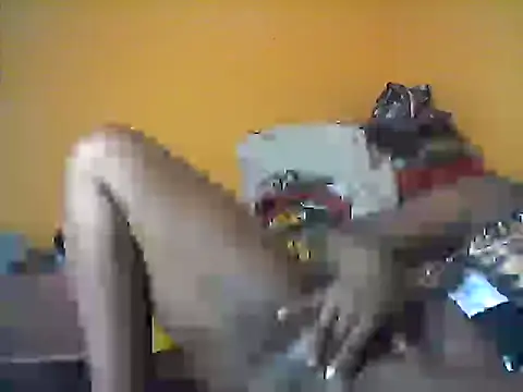 Snapshot of sexylovely1 chatting on August 7, 1:02 pm sexylovely1 online show from August 7, 1:02 pm