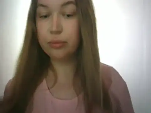 Snapshot of Velorda chatting on August 2, 10:57 am Velorda online show from August 2, 10:57 am