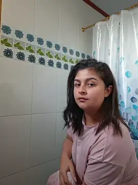 Snapshot of volleta60 chatting on August 5, 10:12 pm volleta60 online show from August 5, 10:12 pm