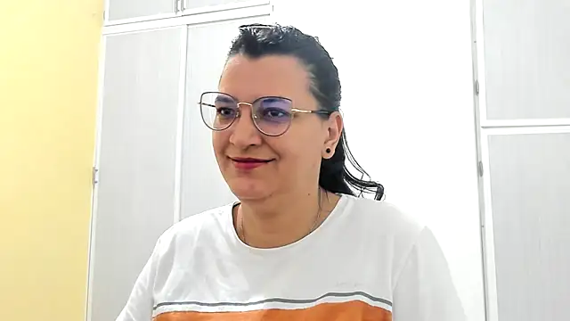 MARILYN GARCIA online show from March 16, 1:49 pm