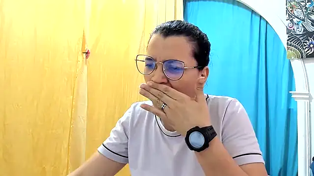 Snapshot of MARILYN_GARCIA chatting on August 6, 12:40 pm MARILYN GARCIA online show from August 6, 12:40 pm