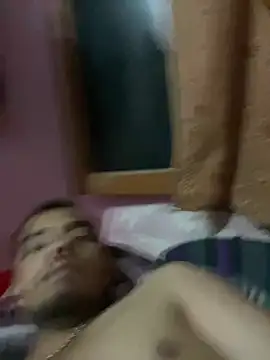 Snapshot of siddd69 chatting on August 8, 8:33 pm siddd69 online show from August 8, 8:33 pm