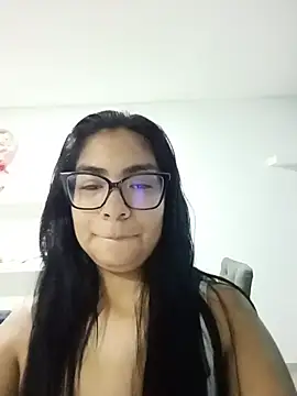 Snapshot of Ambar06 chatting on August 7, 4:25 am Ambar06 online show from August 7, 4:25 am