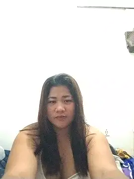 Snapshot of Vivian_HotAss chatting on August 7, 3:03 pm Vivian HotAss online show from August 7, 3:03 pm