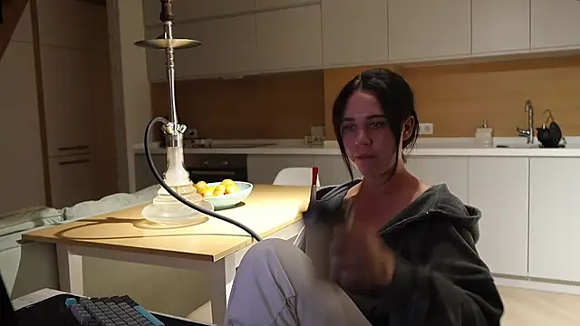 Snapshot of Valeriiaaaa chatting on August 8, 6:54 pm Valeriiaaaa online show from August 8, 6:54 pm