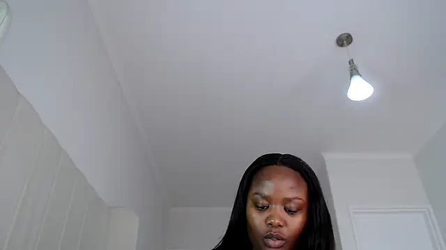 xBUSTY CANDYx online show from April 16, 10:49 am