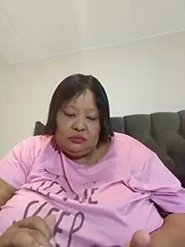 Snapshot of nancy111 chatting on April 29, 2:04 am nancy111 online show from April 29, 2:04 am