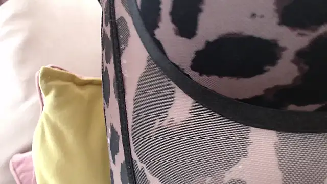 Koreanowner online show from April 21, 3:28 pm