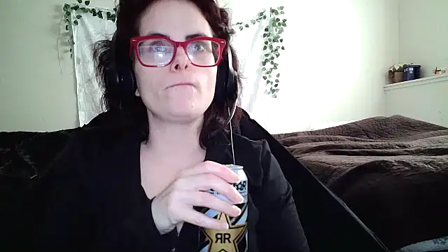 Snapshot of JessaBella chatting on April 27, 4:38 pm JessaBella online show from April 27, 4:38 pm