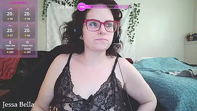Snapshot of JessaBella chatting on May 4, 2:57 pm JessaBella online show from May 4, 2:57 pm
