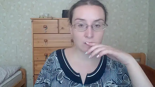 Smart Rose online show from March 2, 11:39 am