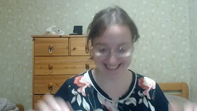 Smart Rose online show from March 31, 12:45 am