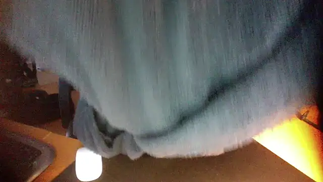 Snapshot of outlaw200 chatting on December 5, 8:11 am outlaw200 online show from December 5, 8:11 am