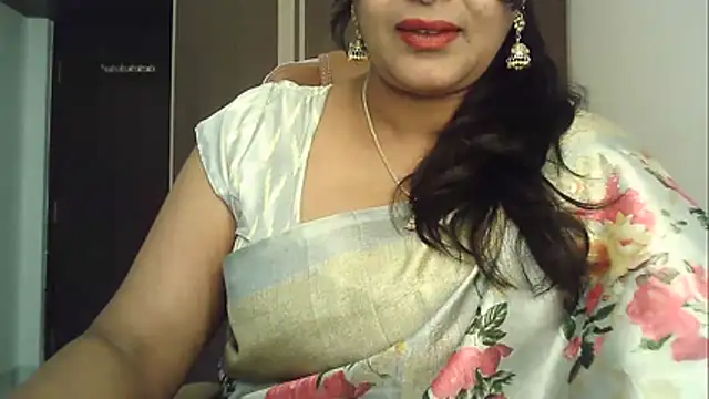 Spandana Sweety online show from October 18, 6:05 am