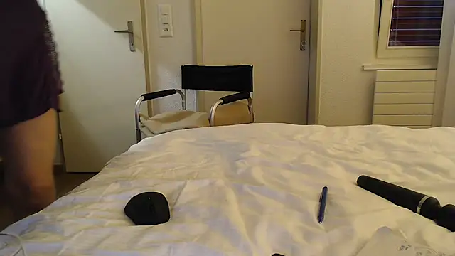 MucMilf59 online show from March 13, 11:50 am