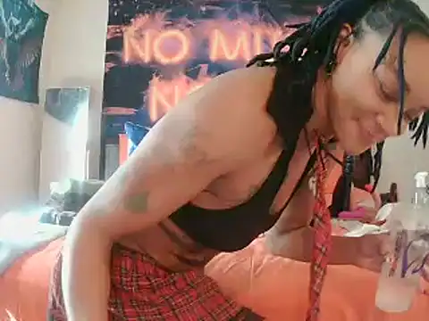 EnticingAaliyah online show from March 3, 6:22 pm