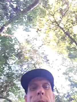 Snapshot of 415cali925 chatting on October 21, 12:00 am 415cali925 online show from October 21, 12:00 am