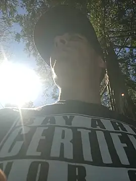 Snapshot of 415cali925 chatting on March 11, 10:27 pm 415cali925 online show from March 11, 10:27 pm