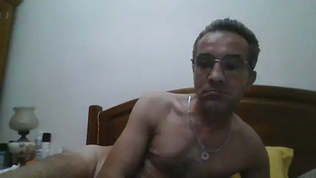 CarlosRocha73 online show from June 17, 11:16 pm