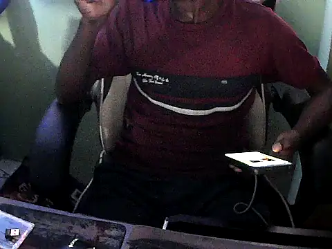 Snapshot of FriskyGender chatting on October 12, 4:06 pm FriskyGender online show from October 12, 4:06 pm