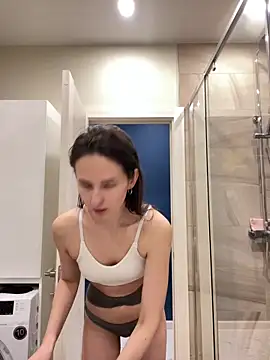 Snapshot of LAUREL_HAZEL chatting on February 28, 3:59 pm LAUREL HAZEL online show from February 28, 3:59 pm